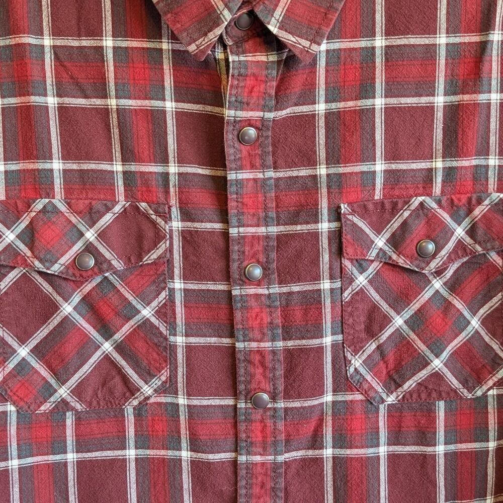 Red Plaid Cotton Flannel Men's Size Medium Long Sleeve Shirt American Rag - Picture 3 of 8